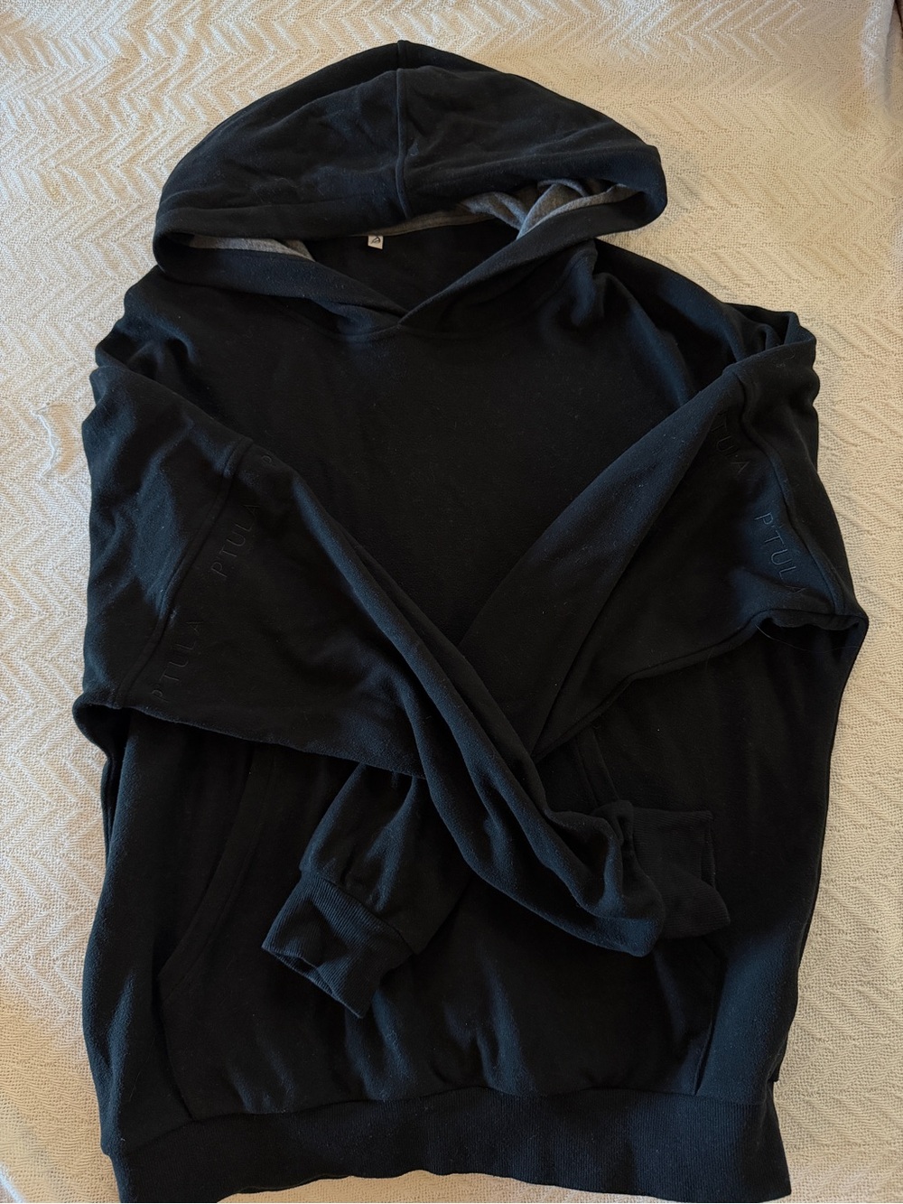 Ptula Women’s Black Hooded Sweater